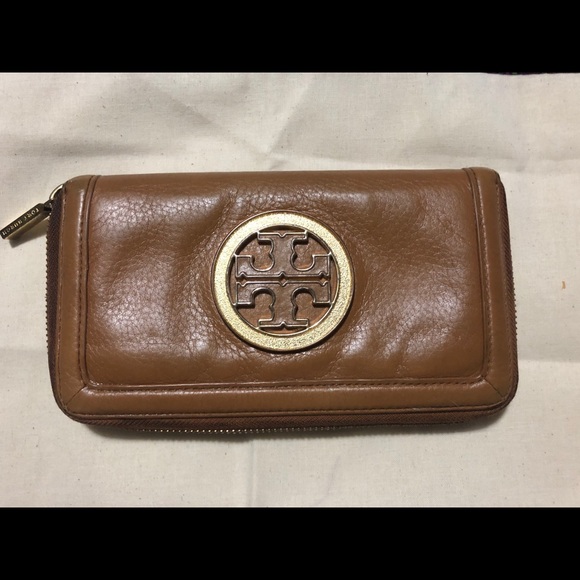 Tory Burch Amanda Continental Wallet - Picture 1 of 5